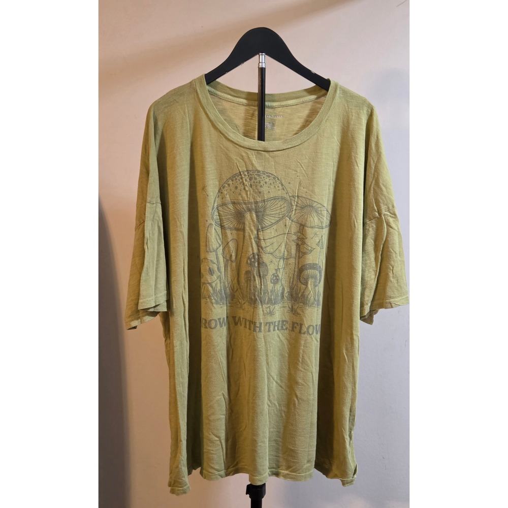 American Eagle Grow With The Flow Mushroom Graphic T-Shirt Women's Size XXL